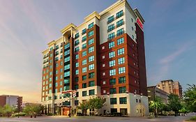 Hampton Inn & Suites National Harbor Alexandria Area